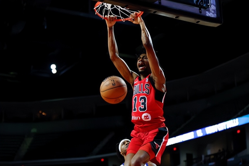 他们裁掉了, 中待满 他们裁掉了, 中待满