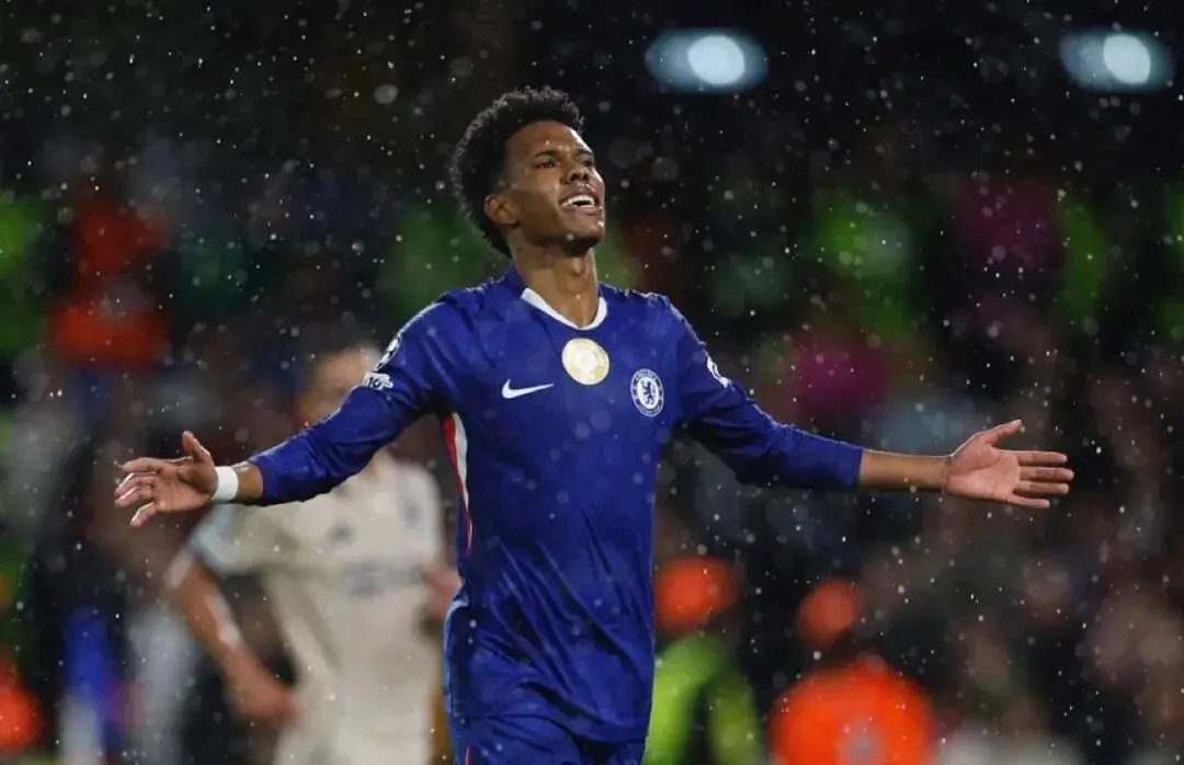 获欧冠首球, 常踢一两场 获欧冠首球, 常踢一两场