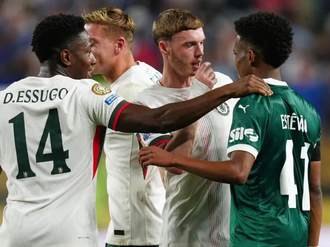 球迷则在他 球迷则在他